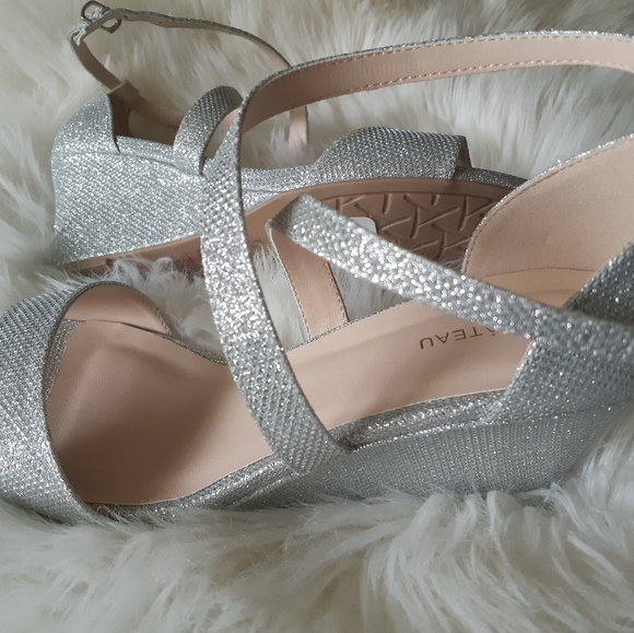 ❣Le chateau beautiful summer /spring dress slipper - Picture 7 of 8